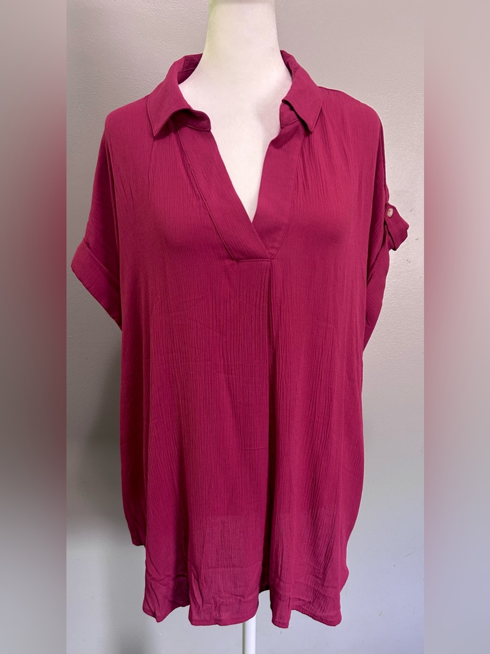 Liz Claiborne Fuchsia SplitV Neck Short Sleeve Blouse Top